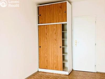 Pronájem bytu 3+1 Praha, Vybíralova č. 6