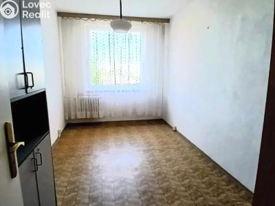 Pronájem bytu 3+1 Praha, Vybíralova č. 7
