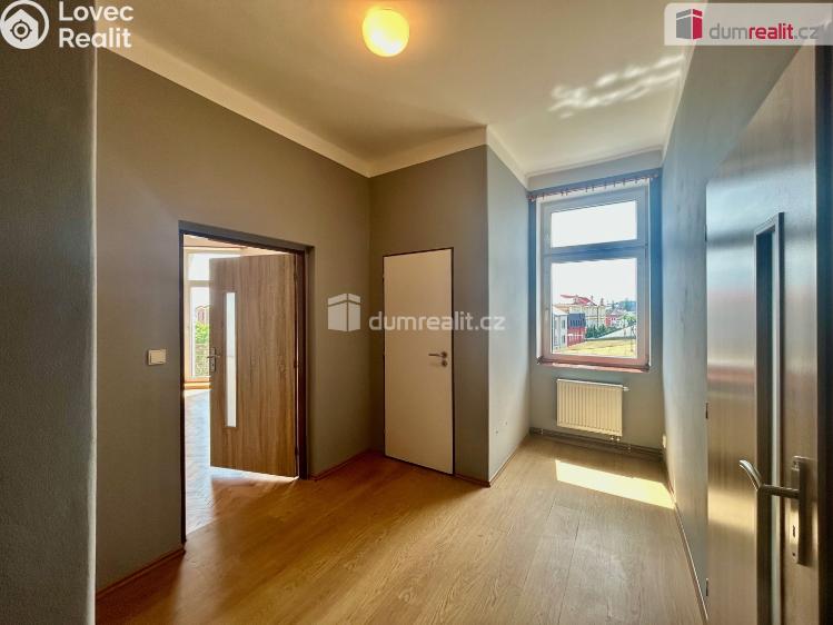 Rent apartment 2+1 Kolín, Ovčárecká č. 2