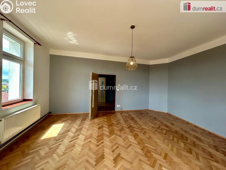 Rent apartment 2+1 Kolín, Ovčárecká č. 3