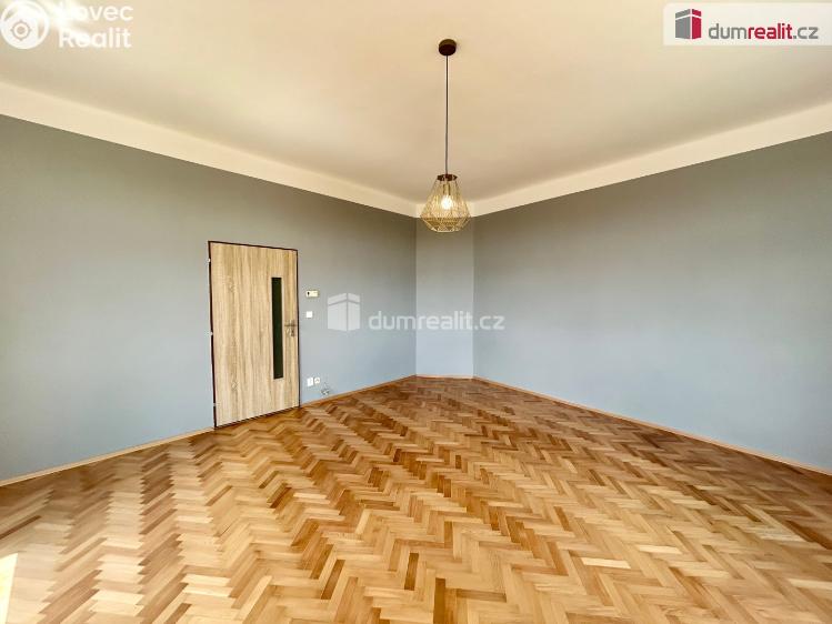Rent apartment 2+1 Kolín, Ovčárecká č. 5