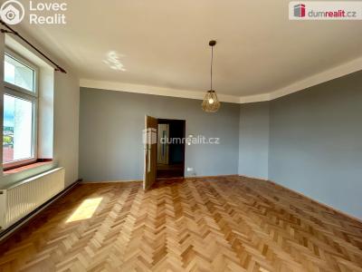 Rent apartment 2+1 Kolín, Ovčárecká č. 3