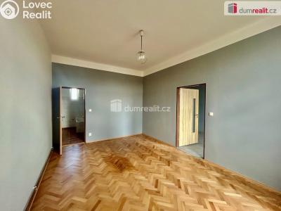 Rent apartment 2+1 Kolín, Ovčárecká č. 14