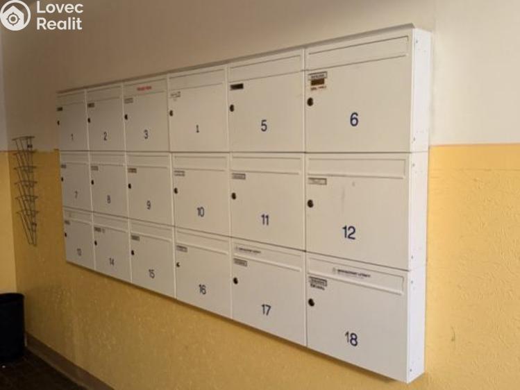 Prodej bytu 1+1 Chomutov, Zahradní č. 3