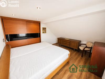 Sale multi-gen house Bečov nad Teplou, Nádražní č. 6