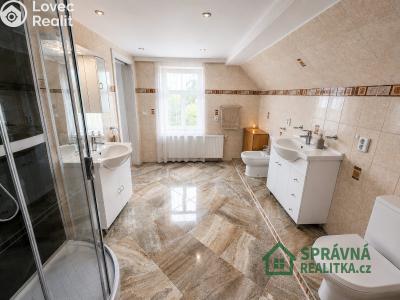 Sale multi-gen house Bečov nad Teplou, Nádražní č. 7