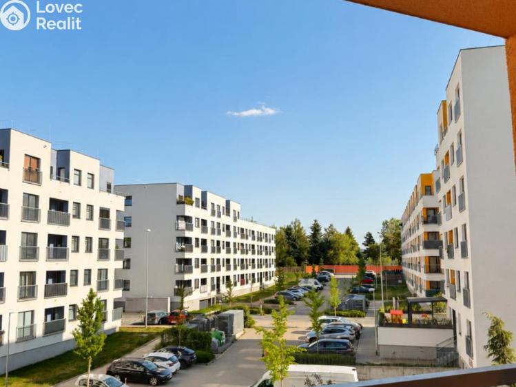 Rent apartment 4+KK Praha, Ke kříži 1636/12 č. 1