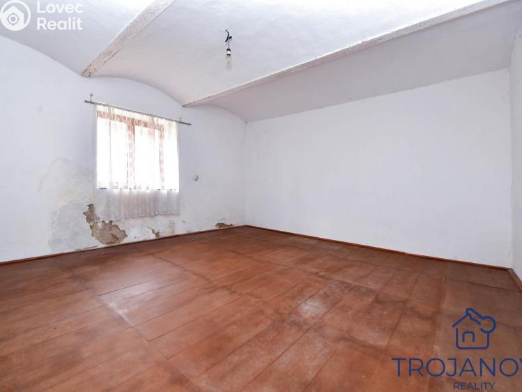 Продажа семейного дома Tehov č. 3