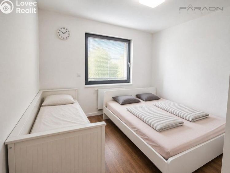 Продаж квартири 3+KK Praha, Pod dvorem č. 5