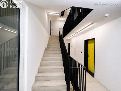 Продаж квартири 3+KK Praha, Pod dvorem č. 8