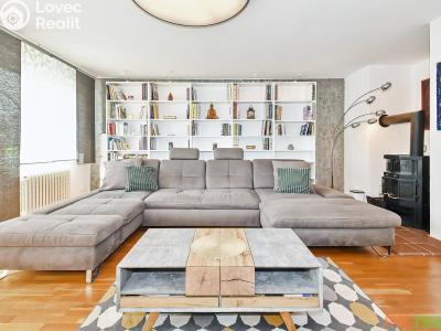 Sale apartment 3+1 Praha, Kříženeckého náměstí č. 14