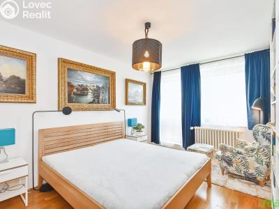Sale apartment 3+1 Praha, Kříženeckého náměstí č. 15