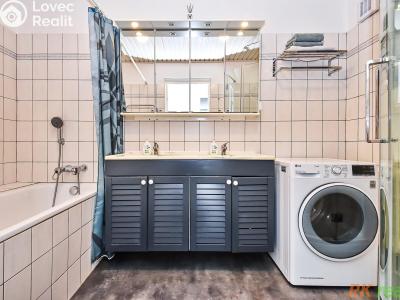 Sale apartment 3+1 Praha, Kříženeckého náměstí č. 22