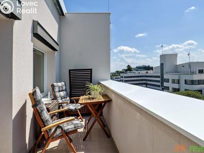 Sale apartment 3+1 Praha, Kříženeckého náměstí č. 27
