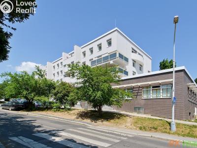 Sale apartment 3+1 Praha, Kříženeckého náměstí č. 29