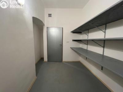 Продаж квартири 3+1 Praha, Mezibranská č. 26