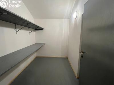 Продаж квартири 3+1 Praha, Mezibranská č. 27