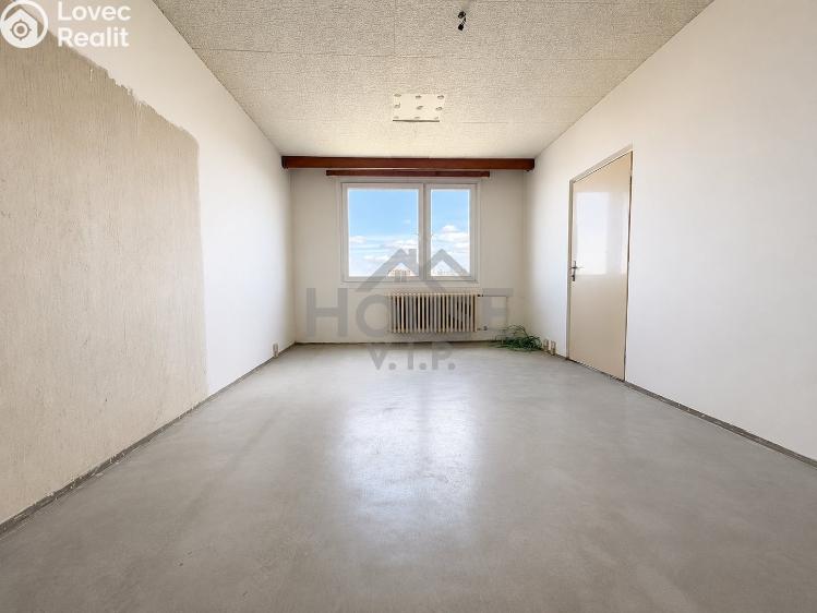 Продаж квартири 3+1 Praha, Cholupická č. 1