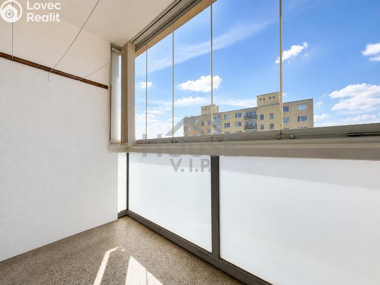 Продаж квартири 3+1 Praha, Cholupická č. 2