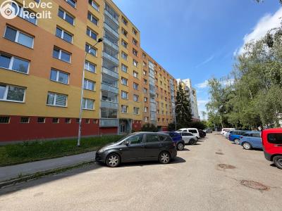 Продаж квартири 3+1 Praha, Cholupická č. 6