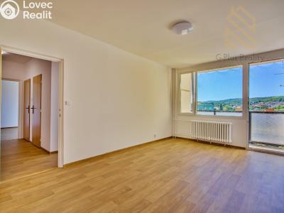 Prodej bytu 2+1 Chomutov, Holešická 4746 č. 12