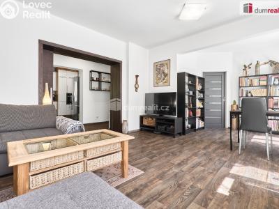 Prodej bytu 4+1 Karlovy Vary, Sládkova č. 3