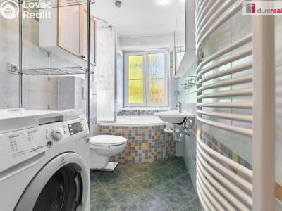 Prodej bytu 4+1 Karlovy Vary, Sládkova č. 12