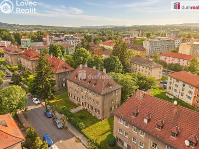 Prodej bytu 4+1 Karlovy Vary, Sládkova č. 18