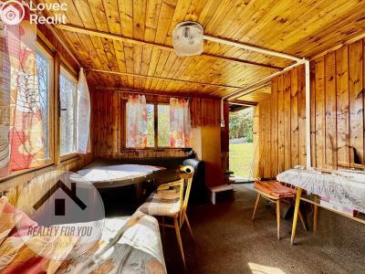 Sale hut Děčín, Hraniční č. 4