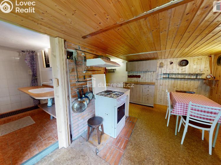 Sale hut Morávka č. 4
