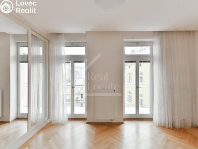 Оренда квартири 4+1 Praha, Belgická č. 3