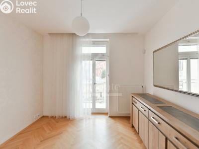 Оренда квартири 4+1 Praha, Belgická č. 7