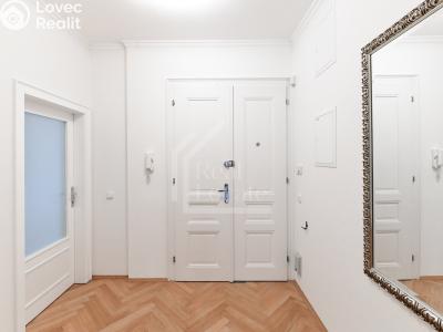 Оренда квартири 4+1 Praha, Belgická č. 11