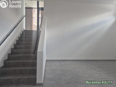 Rent commercial space Praha 3, Žižkov, Hartigova č. 13