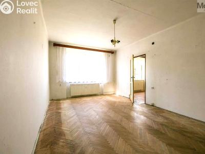 Prodej bytu 2+1 Kadaň, kpt. Jaroše 1056 č. 11