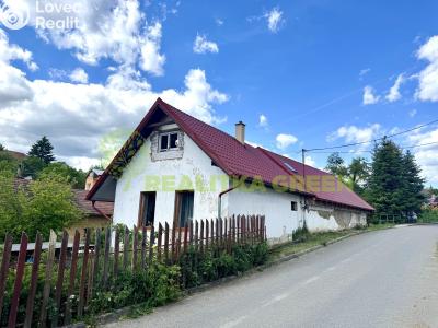 Prodej rodinného domu Zádveřice-Raková č. 5