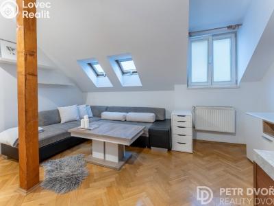 Sale apartment 2+KK Praha, Orebitská č. 35