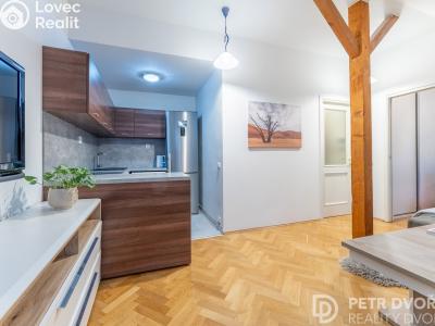 Sale apartment 2+KK Praha, Orebitská č. 4