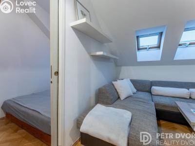 Sale apartment 2+KK Praha, Orebitská č. 7