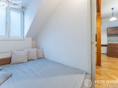 Sale apartment 2+KK Praha, Orebitská č. 10