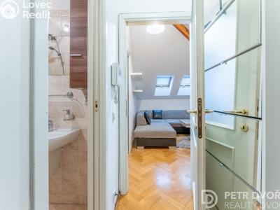 Sale apartment 2+KK Praha, Orebitská č. 17