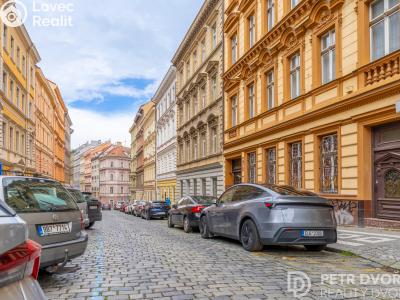 Sale apartment 2+KK Praha, Orebitská č. 24