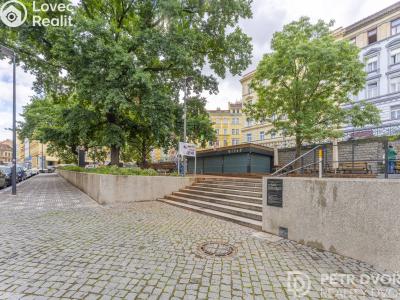 Sale apartment 2+KK Praha, Orebitská č. 25