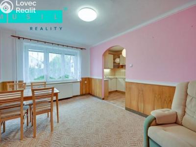 Sale multi-gen house Medlov č. 7