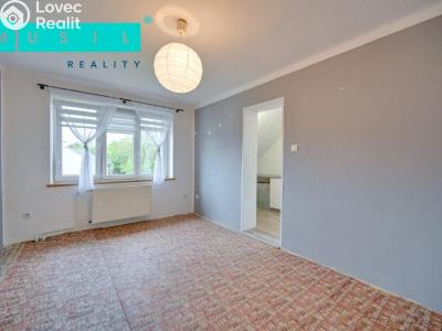 Sale multi-gen house Medlov č. 13