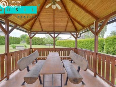 Sale multi-gen house Medlov č. 20