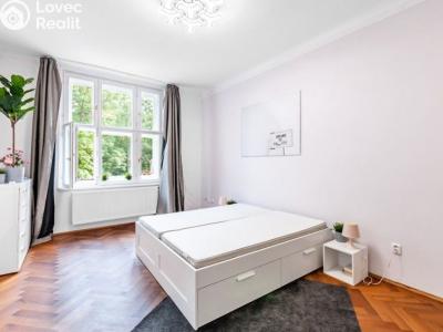 Sale apartment 3+KK Praha, U starého hřbitova č. 8