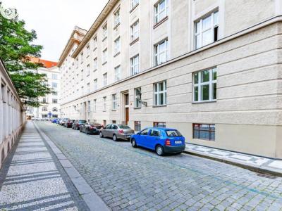 Sale apartment 3+KK Praha, U starého hřbitova č. 21