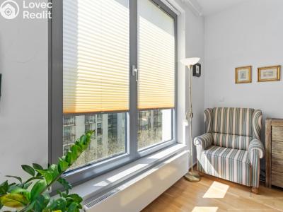 Sale apartment 2+KK Praha, Korunní č. 9