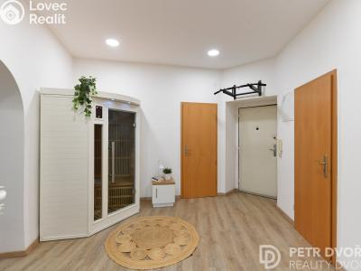 Sale apartment 2+1 Praha, Basilejské náměstí č. 14
